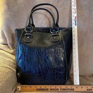 New Estée Lauder tote/handbag with change purse/makeup clutch!